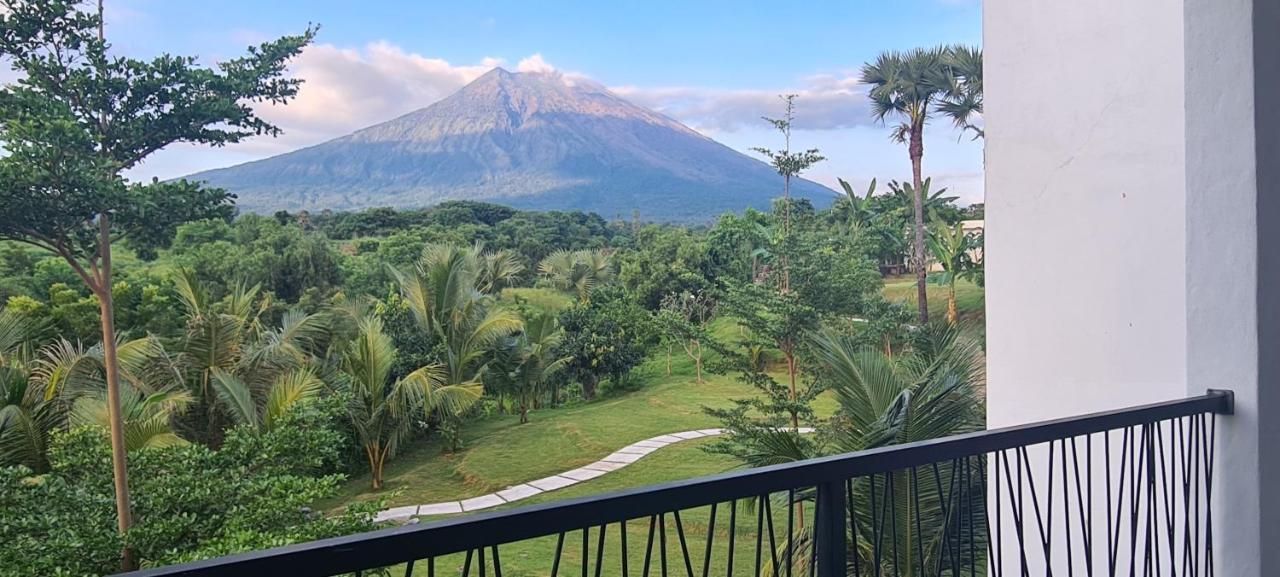 Palm Springs Bali Dive Resort Tulamben  Ngoại thất bức ảnh