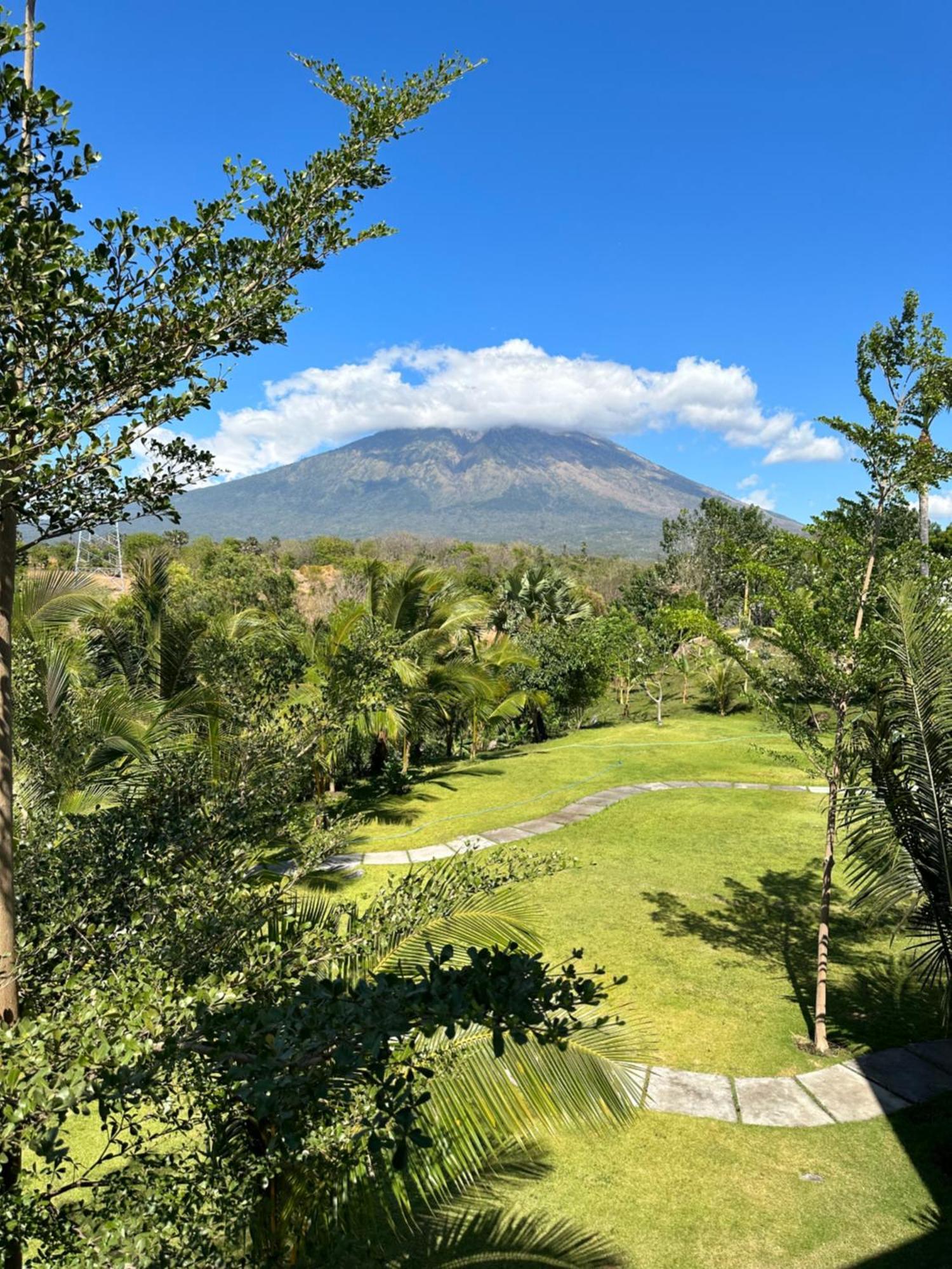 Palm Springs Bali Dive Resort Tulamben  Ngoại thất bức ảnh